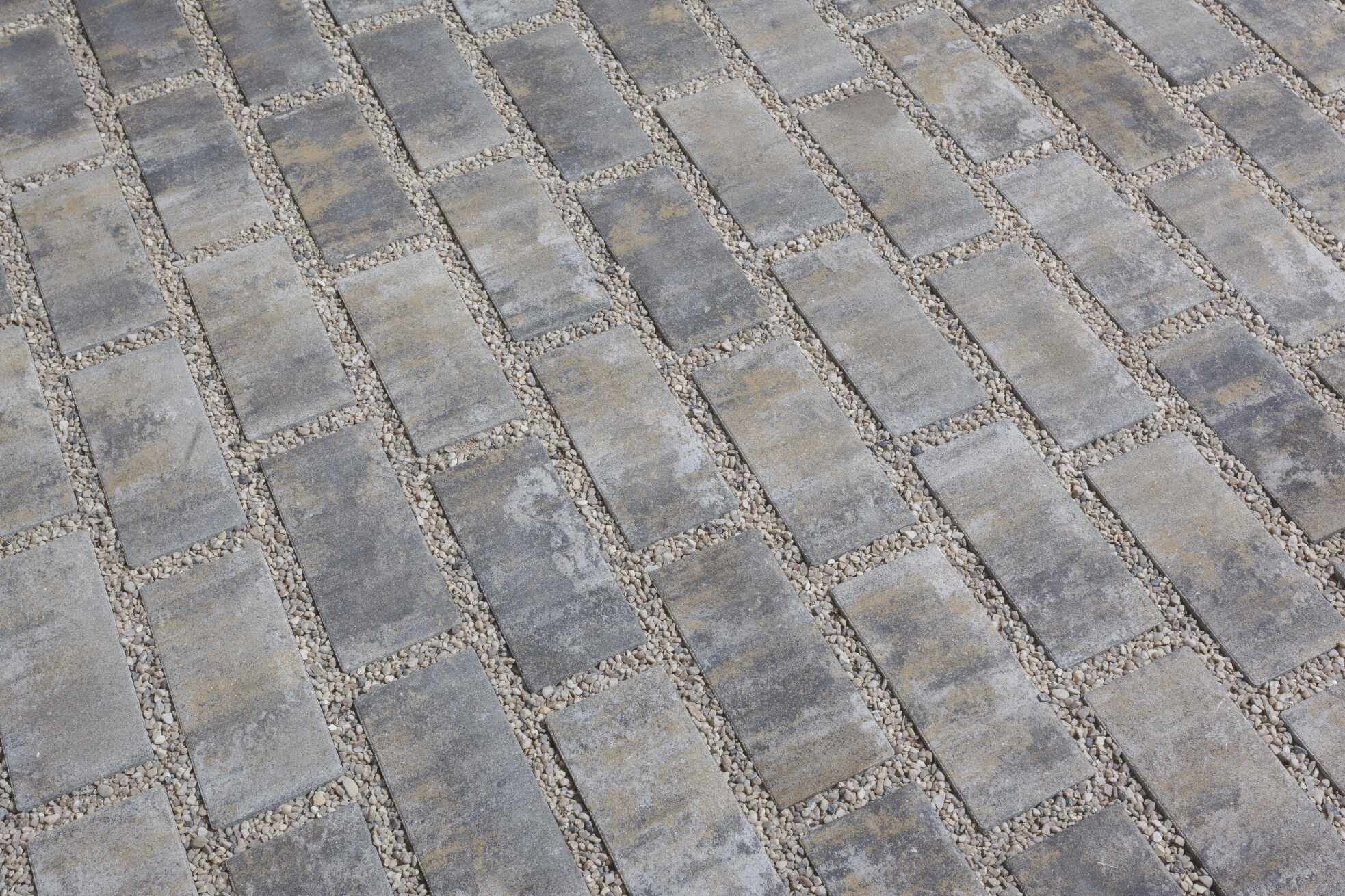 přiblížit